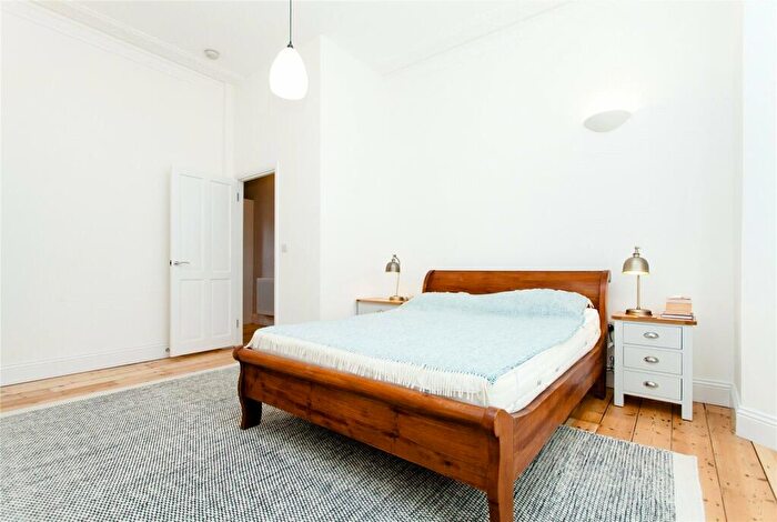 1 Bedroom Flat To Rent In Stavordale Road, Highbury, N5
