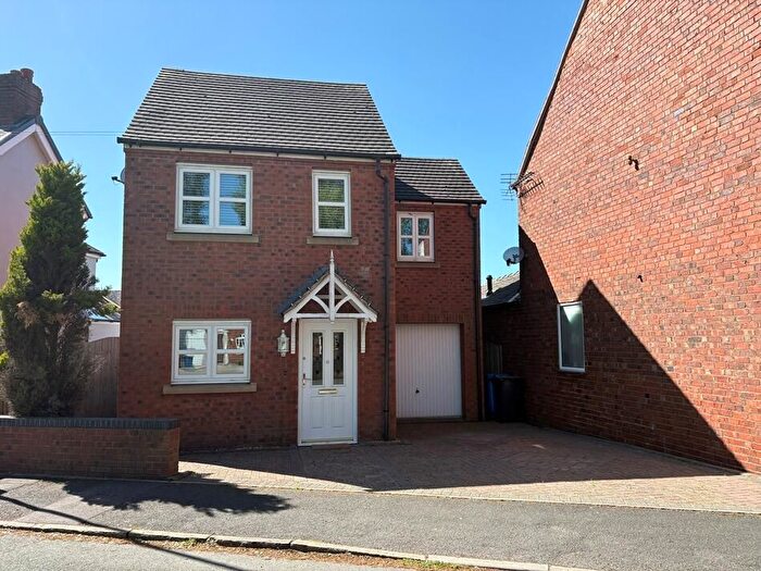 3 Bedroom Detached House For Sale In Princess Street, Chase Terrace, WS7