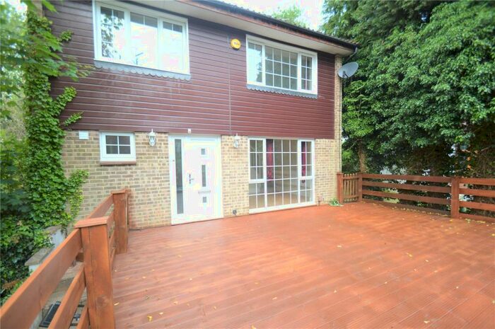 4 Bedroom Detached House To Rent In Old Lodge Lane, Purley, CR8