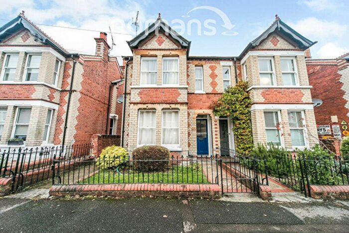 1 Bedroom Apartment To Rent In Talfourd Avenue, Reading, RG6