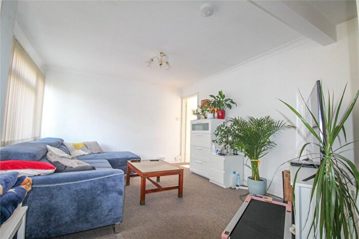 3 Bedroom Terraced House For Sale In Boundary Walk, Trowbridge, BA14