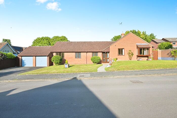 3 Bedroom Bungalow For Sale In Cherry Orchard, Fulbourn, Cambridge, Cambridgeshire, CB21