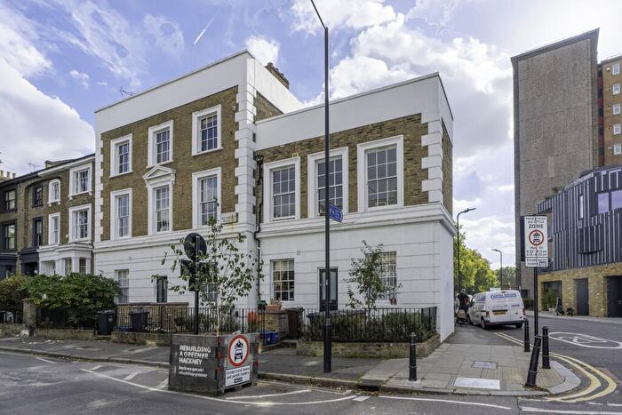 1 Bedroom Apartment To Rent In Richmond Road, London, E8