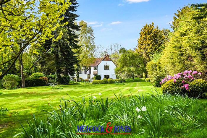 4 Bedroom Detached House For Sale In Childerditch Street, Little Warley, Brentwood, CM13