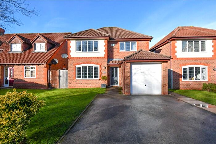 4 Bedroom Detached House To Rent In Lartonwood, West Kirby, Wirral, CH48