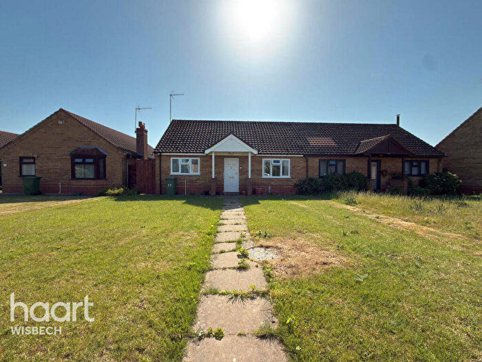 2 Bedroom Semi-Detached Bungalow For Sale In Cornfields, Tydd St Giles, PE13