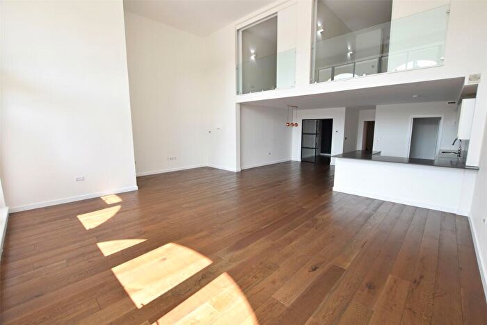 2 Bedroom Apartment To Rent In Lofthaus, A Market Place, Romford, RM1