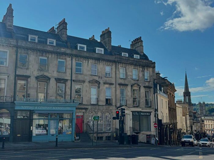 3 Bedroom Flat To Rent In Bladud Buildings, Bath, Somerset, BA1