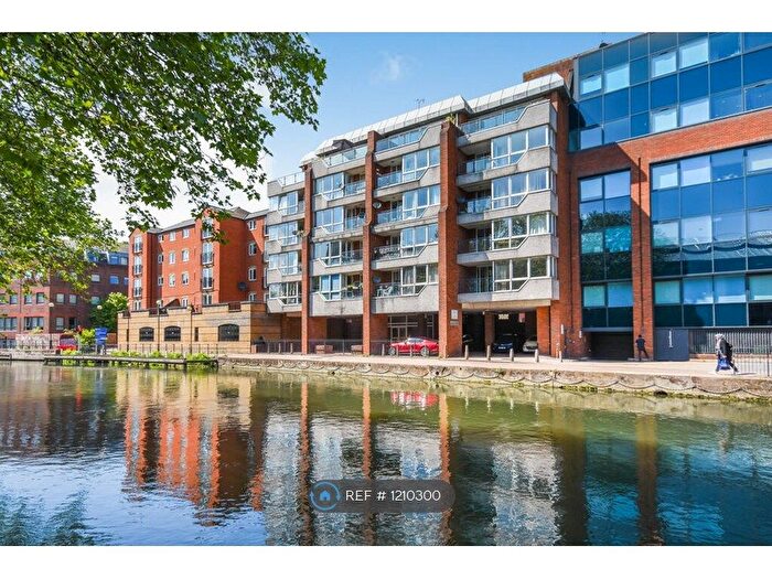 1 Bedroom Flat To Rent In Kings Reach Court, Reading, RG1