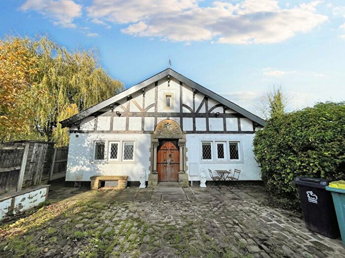 3 Bedroom Cottage To Rent In Bartle Lane, PR4