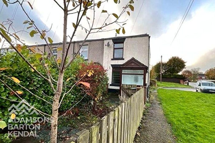 2 Bedroom Cottage To Rent In Norden Road, Bamford, OL11