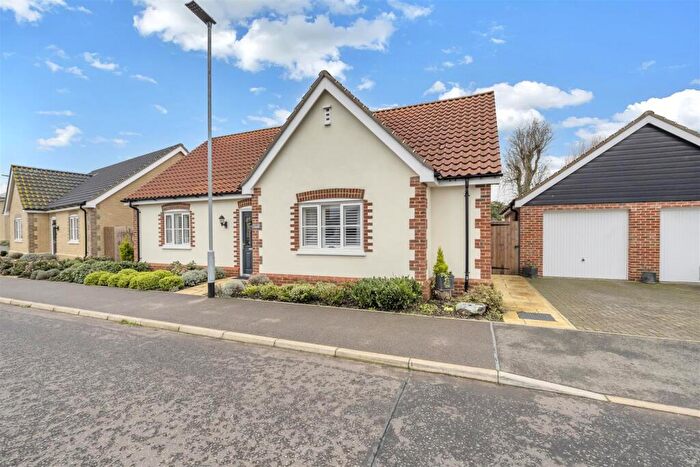 3 Bedroom Detached Bungalow For Sale In Beale Road, Barrow, Bury St. Edmunds, IP29