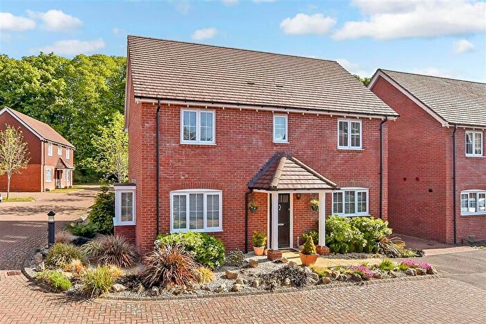 4 Bedroom Detached House For Sale In Oddstones, Pulborough, West Sussex, RH20