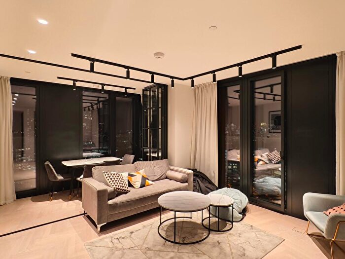 2 Bedroom Flat To Rent In Sun Street, EC2A