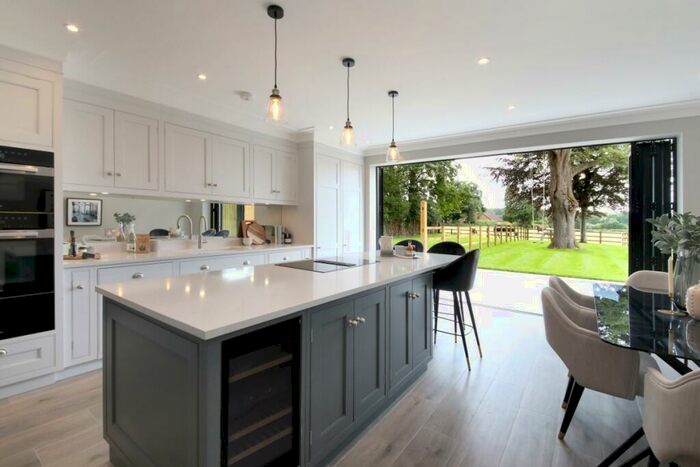 4 Bedroom Town House To Rent In London Road Sunningdale, SL5