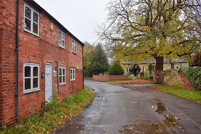 2 Bedroom Detached House For Sale In High Street, Girton, NG23