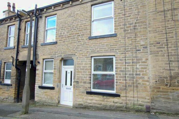 2 Bedroom Terraced House To Rent In New Street, Idle, Bradford, BD10