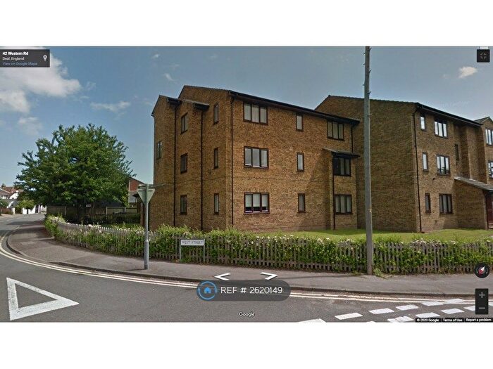 2 Bedroom Flat To Rent In West Street, Deal, CT14