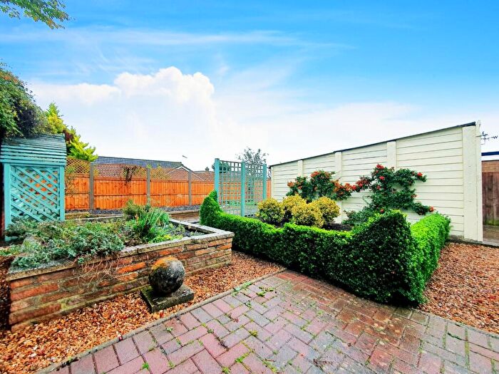 2 Bedroom Bungalow To Rent In Dovecote Drive, Denton, NN7