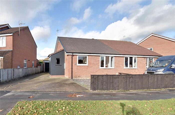 2 Bedroom Bungalow For Sale In Valley Road, Northallerton, North Yorkshire, DL6