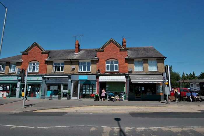 2 Bedroom Apartment To Rent In School Road, Reading, RG31