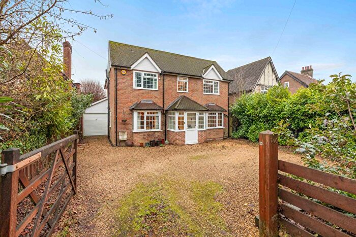 4 Bedroom Detached House For Sale In White Lion Road, Little Chalfont, HP7