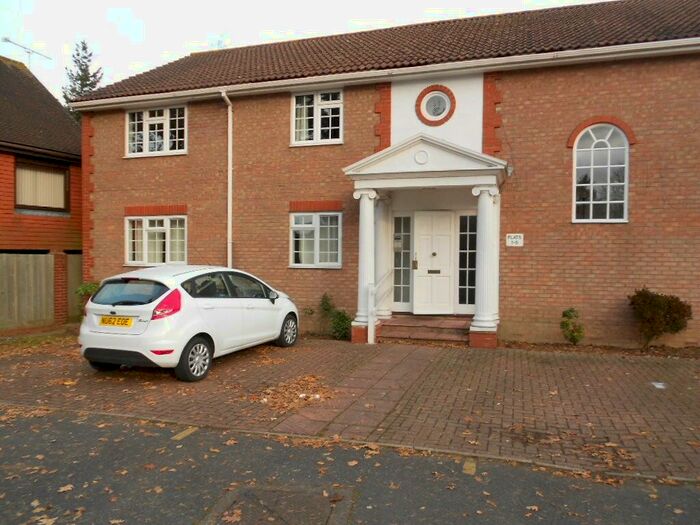 2 Bedroom Apartment To Rent In St. Nicholas Court, Crawley, West Sussex, RH10