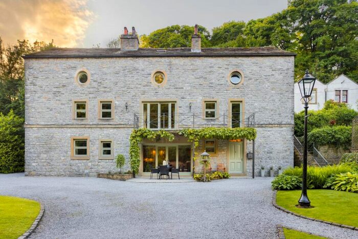 5 Bedroom Detached House For Sale In The Stables, Raygill, Lothersdale, BD20