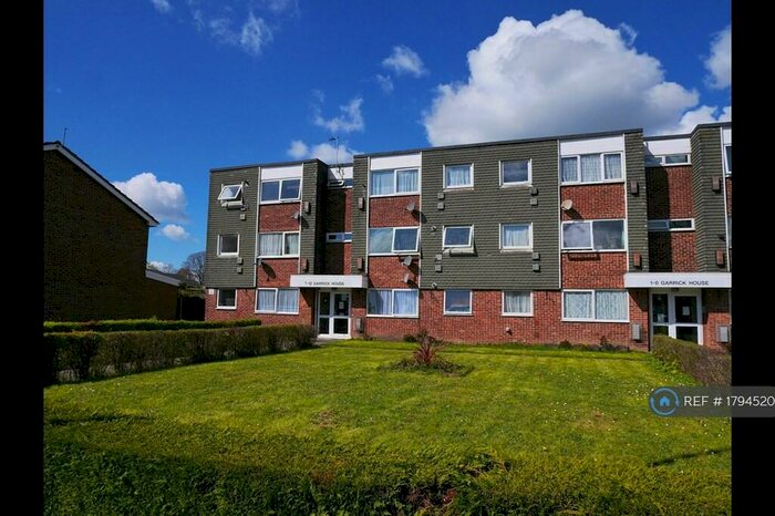 2 Bedroom Flat To Rent In The Ridings, Portsmouth, PO2