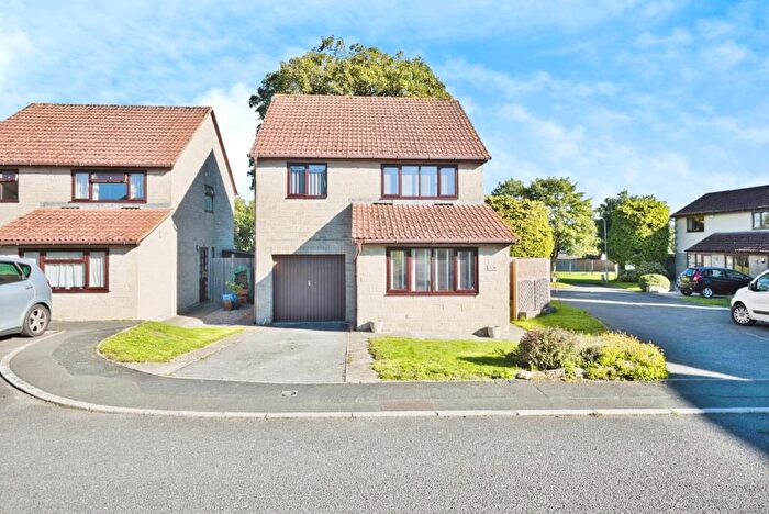 4 Bedroom Detached House For Sale In Bishop Crescent, Shepton Mallet, BA4