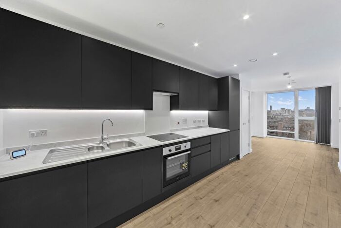 2 Bedroom Flat To Rent In New Kent Road, London, SE1