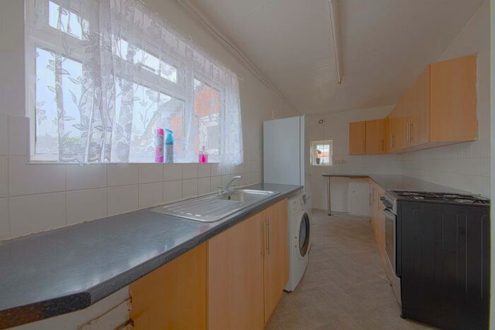 3 Bedroom Semi-Detached House To Rent In Australia Avenue, Maidenhead, SL6