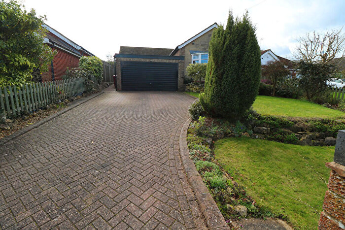 4 Bedroom Detached Bungalow For Sale In Upperthorpe Road, Westwoodside, DN9