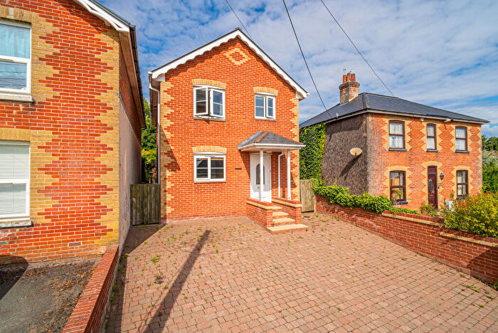 3 Bedroom Detached House To Rent In Red Road, Wootton Bridge, Ryde, PO33