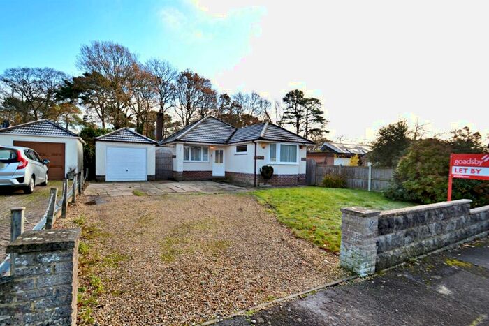 2 Bedroom Detached Bungalow To Rent In Broadstone, BH18