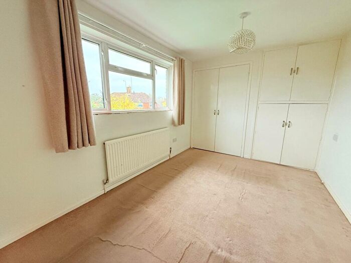 2 Bedroom Semi-Detached House For Sale In Picket Close, Fordingbridge, SP6