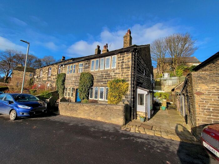 1 Bedroom Cottage To Rent In Cliffe, Warley, HX2