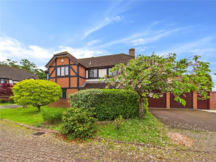 5 Bedroom Detached House For Sale In Roche Garden, Exeter, Devon, EX2