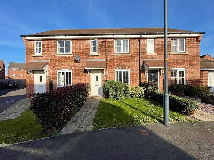 2 Bedroom Terraced House To Rent In Elston Avenue, Selby, YO8