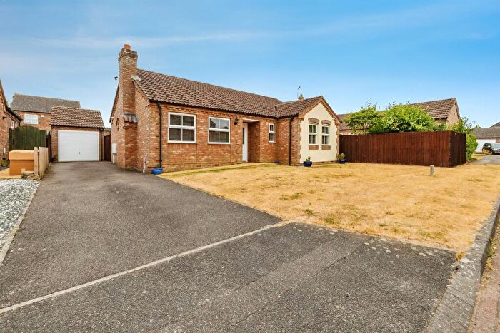 3 Bedroom Detached Bungalow For Sale In Lawson Court, Dunholme, Lincoln, LN2