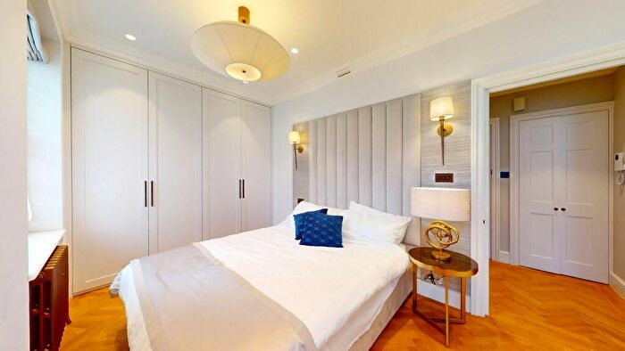 1 Bedroom Flat To Rent In Wimpole Street, London, W1G