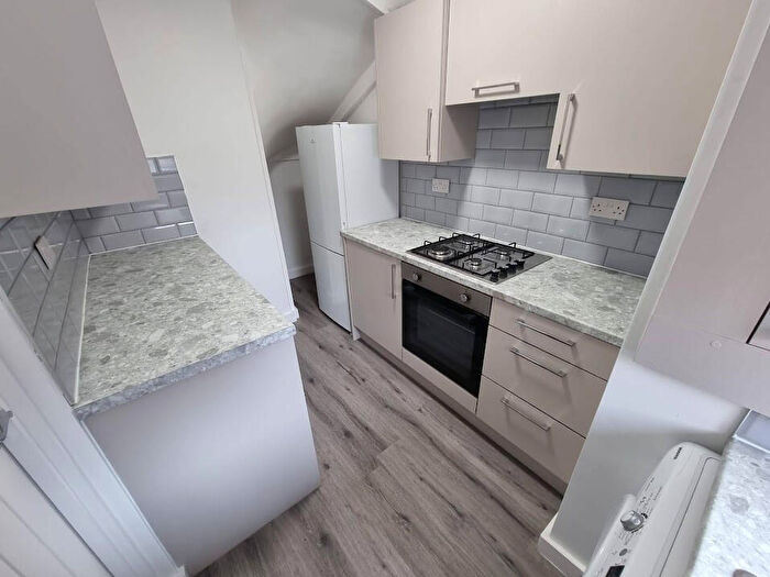 3 Bedroom Terraced House To Rent In Hessle Road, Leeds, West Yorkshire, LS6