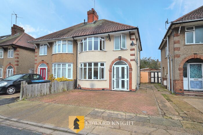 3 Bedroom Semi-Detached House To Rent In Sandiland Road, Headlands, Northampton, NN3