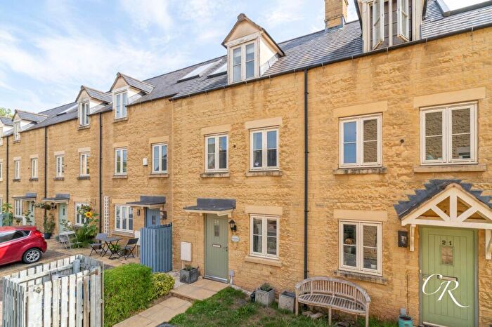 3 Bedroom Terraced House For Sale In Coln Gardens, Andoversford, GL54