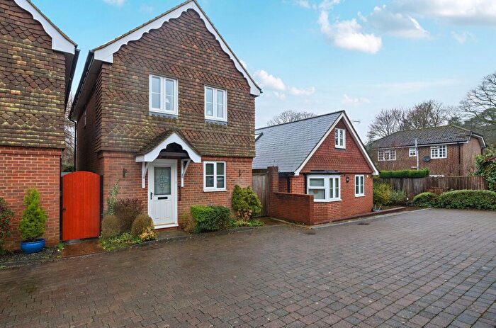 3 Bedroom Detached House For Sale In Grayshott, Hindhead, Hampshire, GU26