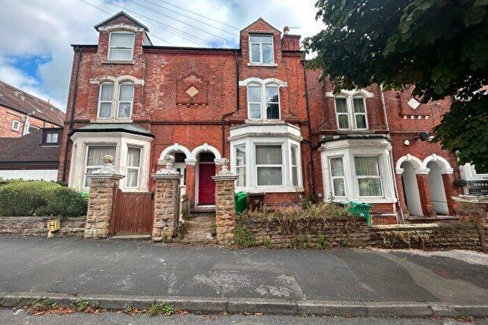 5 Bedroom Terraced House To Rent In Bowers Avenue, Nottingham, NG3
