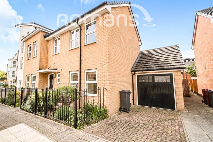 3 Bedroom Semi-Detached House To Rent In St. Agnes Way, Reading, RG2