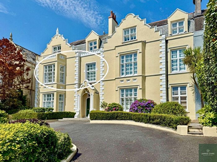 3 Bedroom Flat For Sale In Falmouth Road, Truro, TR1