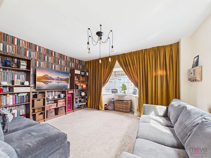 3 Bedroom End Terrace House For Sale In Lansdowne Street, Worcester, WR1