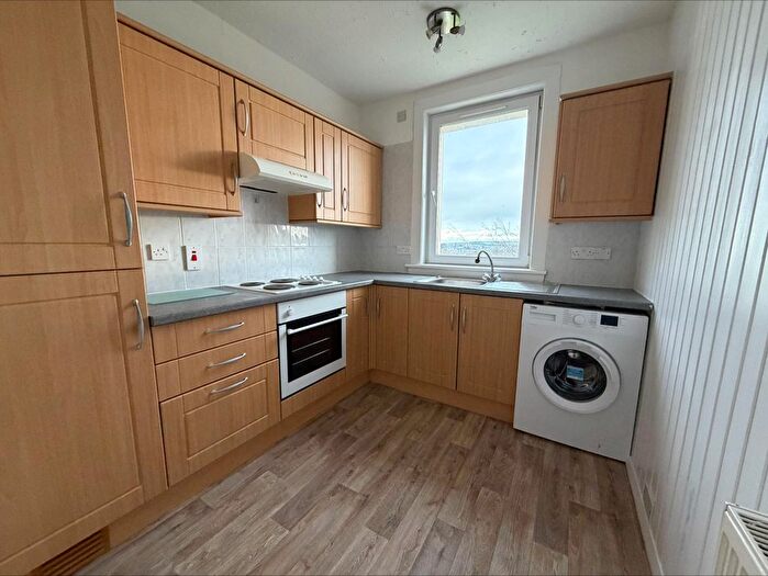 2 Bedroom Flat To Rent In E, Sandeman Street, Dundee, DD3